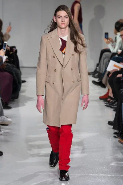 Look 5